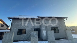 Casa 140 mpu de tip duplex 4 camere 2 bai zona Veterani in Sibiu
