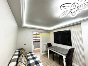 De vanzare apartament cu 3 camere, zona Piata Mare. - imagine 4