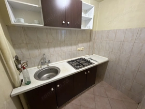 Zona Circumvaltiunii. Etaj intermediar. Disponibil imediat  - imagine 5