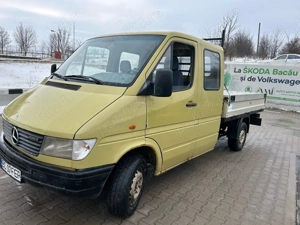 Mercedes Spriter 208