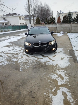 BMW E90 2011 - imagine 3