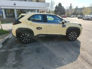 vind Toyota Yaris cross hibridă  - imagine 3