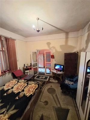 Casa 3 Camere Si Garsoniera in Vila, Zona Centrala - imagine 10
