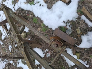 Vând plug de trei brazde