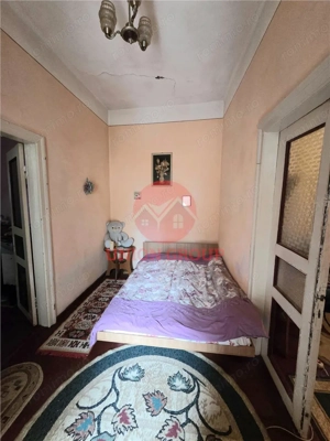 Casa 3 Camere Si Garsoniera in Vila, Zona Centrala - imagine 9