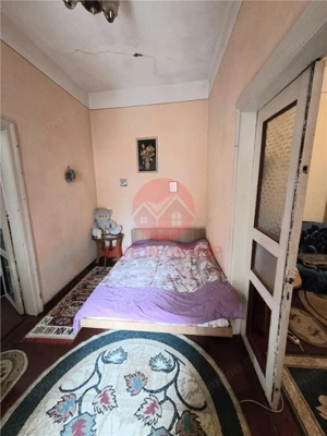 Casa 3 Camere Si Garsoniera in Vila, Zona Centrala - imagine 8