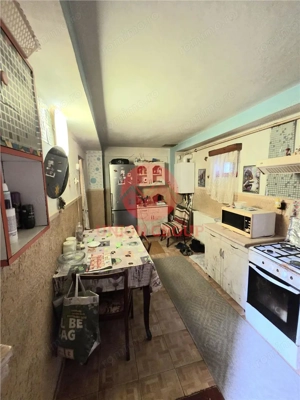 Casa 3 Camere Si Garsoniera in Vila, Zona Centrala - imagine 2