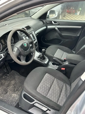 Skoda Octavia 2009 - imagine 4