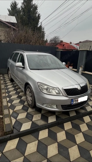 Skoda Octavia 2009 - imagine 2