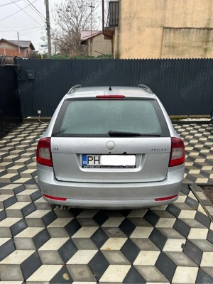 Skoda Octavia 2009 - imagine 5