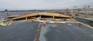 meseriasi acoperisuri 65 lei mp de tigla metalica - imagine 2