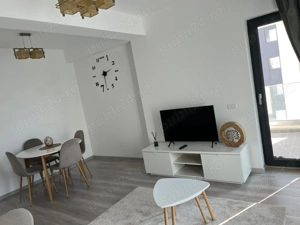 Apartament 2 camere in zona Coresi - imagine 2