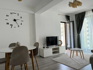 Apartament 2 camere in zona Coresi - imagine 8