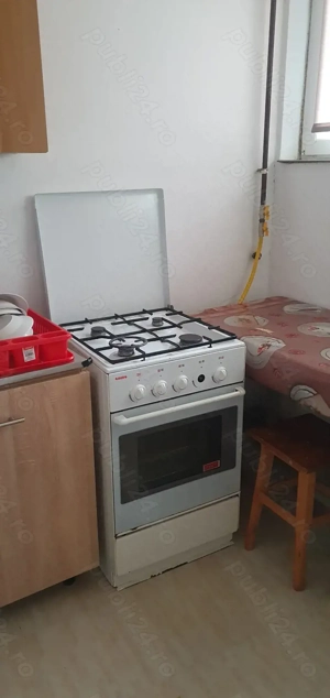 Garsoniera central  gazda bd.Independentei  - imagine 7