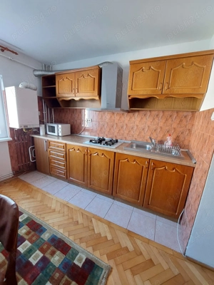 Inchiriez apartement de 2 camere - imagine 4