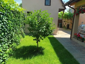 Vilă superba individuala, 220 mp construiti, 200 mp curte individuala Giulesti - imagine 3