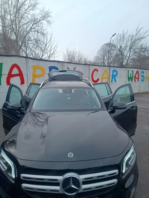 Mercedes Benz GLB 220 - imagine 3