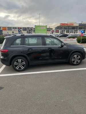 Mercedes Benz GLB 220