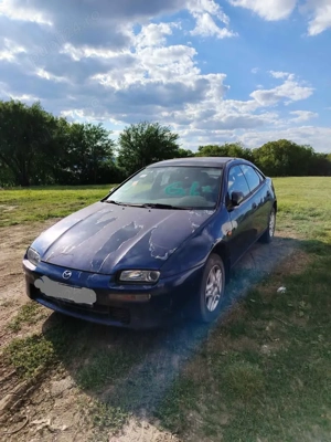 Dezmembrez Mazda 323 benzină - imagine 3