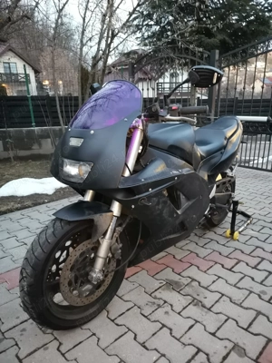 Vând Yamaha FZR 1000 an 1994  