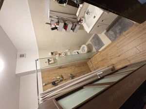 Apartment 3 camere, grădină proprie , spațios  - imagine 5