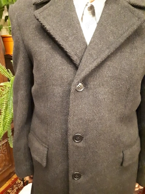 Palton bărbătesc  ,nou ,din stofa gri de lană  fină  cardata - imagine 3