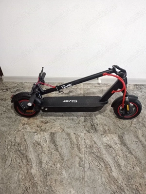 Trotinetă electrică Siver 10 Plus - imagine 3