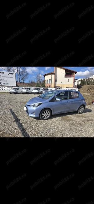 Vând Toyota Yaris Hybrid 