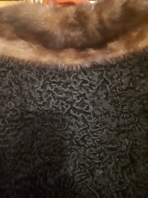 Haină neagra de blană naturală astrahan cu gulerul de nurca + căciula  tip pălărie  asortată   - imagine 3