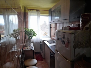 Apartament Etaj 2 zona Sagului