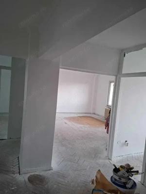 Unirii - Vanzare apartament 3 camere - Str. Decebal - imagine 4
