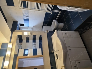 Inchiriez apartament 3 camere Centrul Civic Camera de Comert - imagine 3