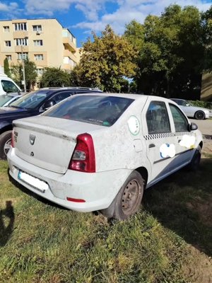 Dezmembrez Logan alb 1.6 16 valve - imagine 2