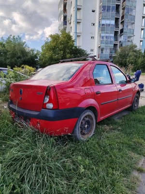 Dezmembrez Logan rosu, 1.6, 16 valve geamuri electrice față cu gpl