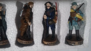Set 10 soldatei vintage resin noi Franta pictati manual - imagine 5