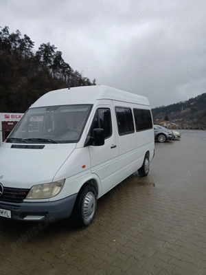 Ofer transport persoane cu microbuzul personal - imagine 3