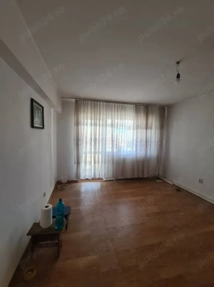 Vand apartament semodecomandat, 3 camere, ultracentral, etajul 4, vizavi de nada florilor - imagine 2