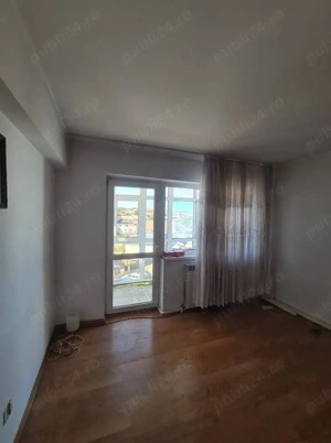 Vand apartament semodecomandat, 3 camere, ultracentral, etajul 4, vizavi de nada florilor - imagine 9