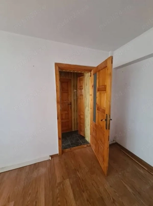 Vand apartament semodecomandat, 3 camere, ultracentral, etajul 4, vizavi de nada florilor - imagine 10