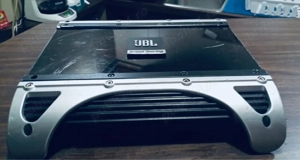 amplificator auto JBL