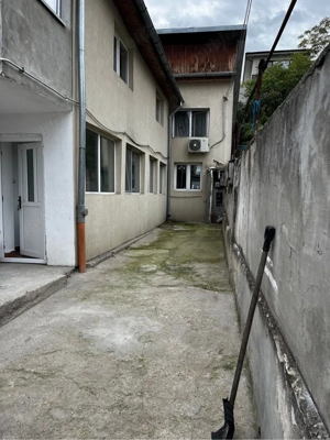inchiriez casa 4 camere singur in curte in Doamna Ghica - imagine 5