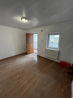 inchiriez casa 4 camere singur in curte in Doamna Ghica - imagine 3