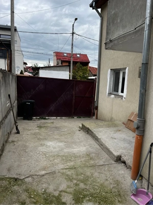inchiriez casa 4 camere singur in curte in Doamna Ghica - imagine 4