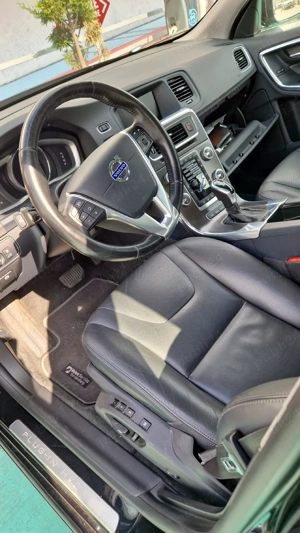 Volvo V 60 Plug in hybrid - imagine 5
