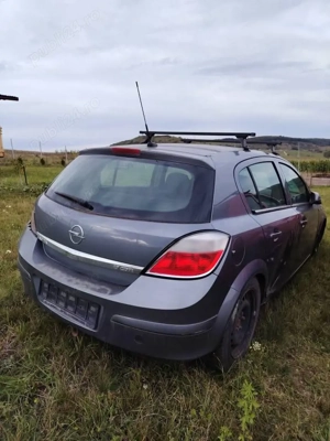 Dezmembrez Opel Astra H 1.7 diesel - imagine 4
