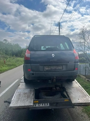 Dezmembrez renault scenic 1.9 dci cutie automata - imagine 3