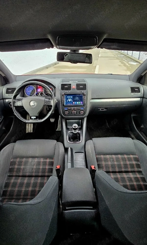 Volkswagen Golf 5 GTI 2.0 TFSI 200CAI - imagine 4