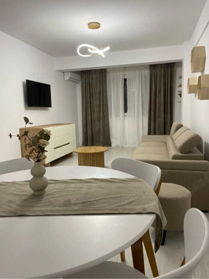 Apartament 2 camere - Decomandat - Loc de parcare inclus  - imagine 3