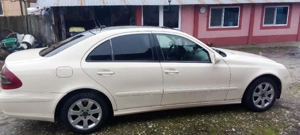 Vînd  Mercedes  E clas  2009 - imagine 5