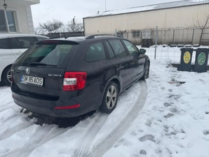 Skoda Octavia 3 Combi GreenTec 2.0 TDI 150CP FLORESTI CJ - imagine 9